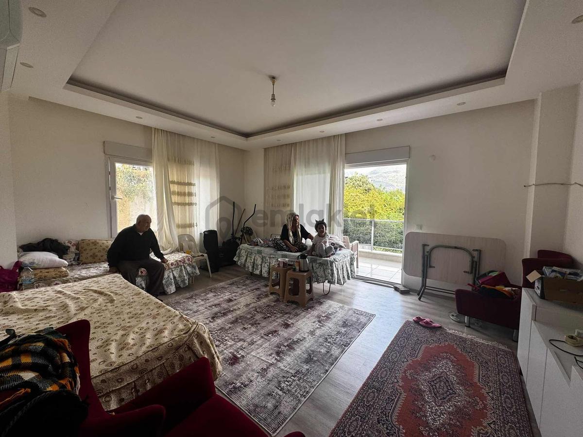 Alanya Çıplaklı Mah Satılık 2+1 Ayrı Mutfak - 12