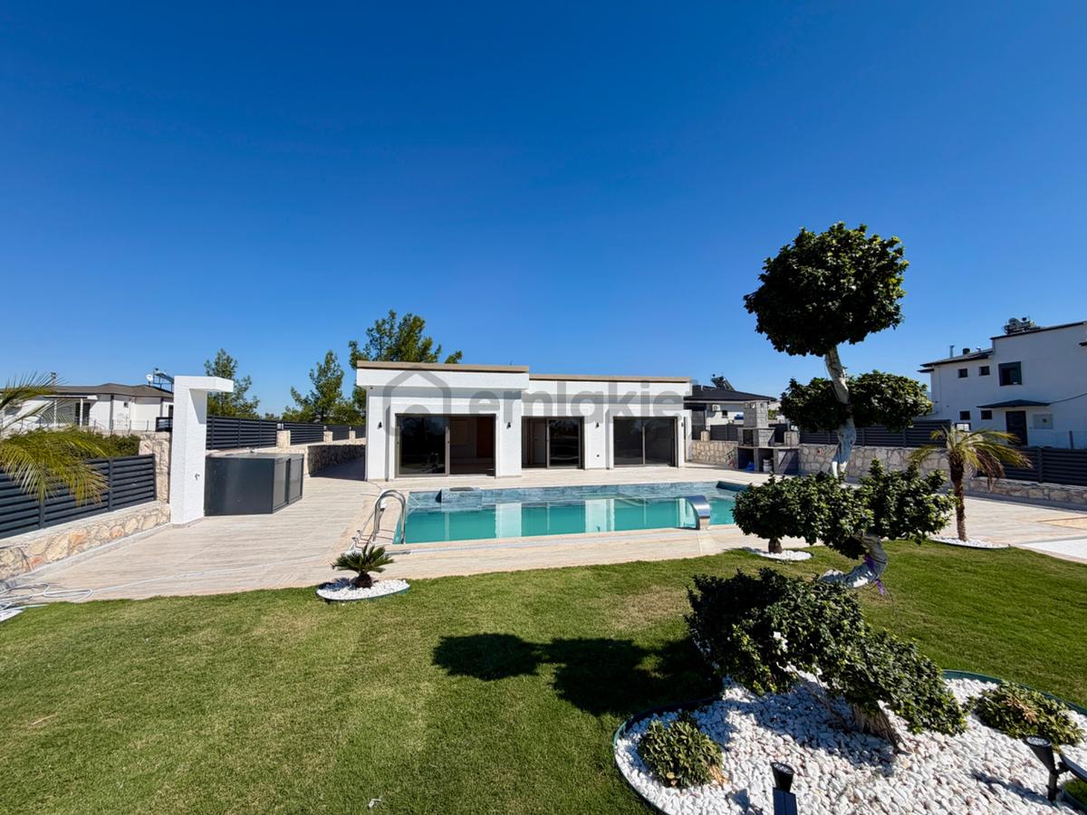 Didim’de Satılık Ultra Lüks Tek Katlı Müstakil Villa - 2