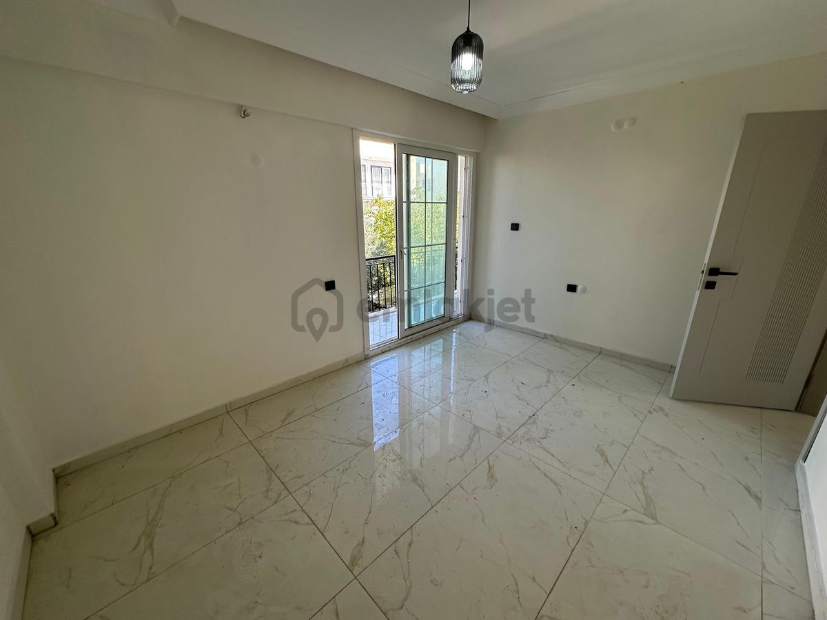 Didimde Kiralık 2+1 Ayrı Mutfak Geniş Daire - 25