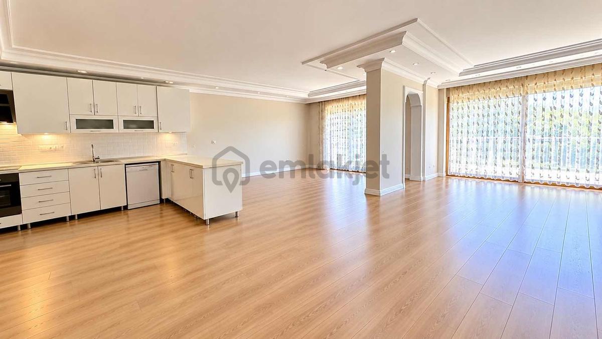 Finansman'dan..geniş Bahçe..müstakil Giriş..havuz..köşe Villa - 6