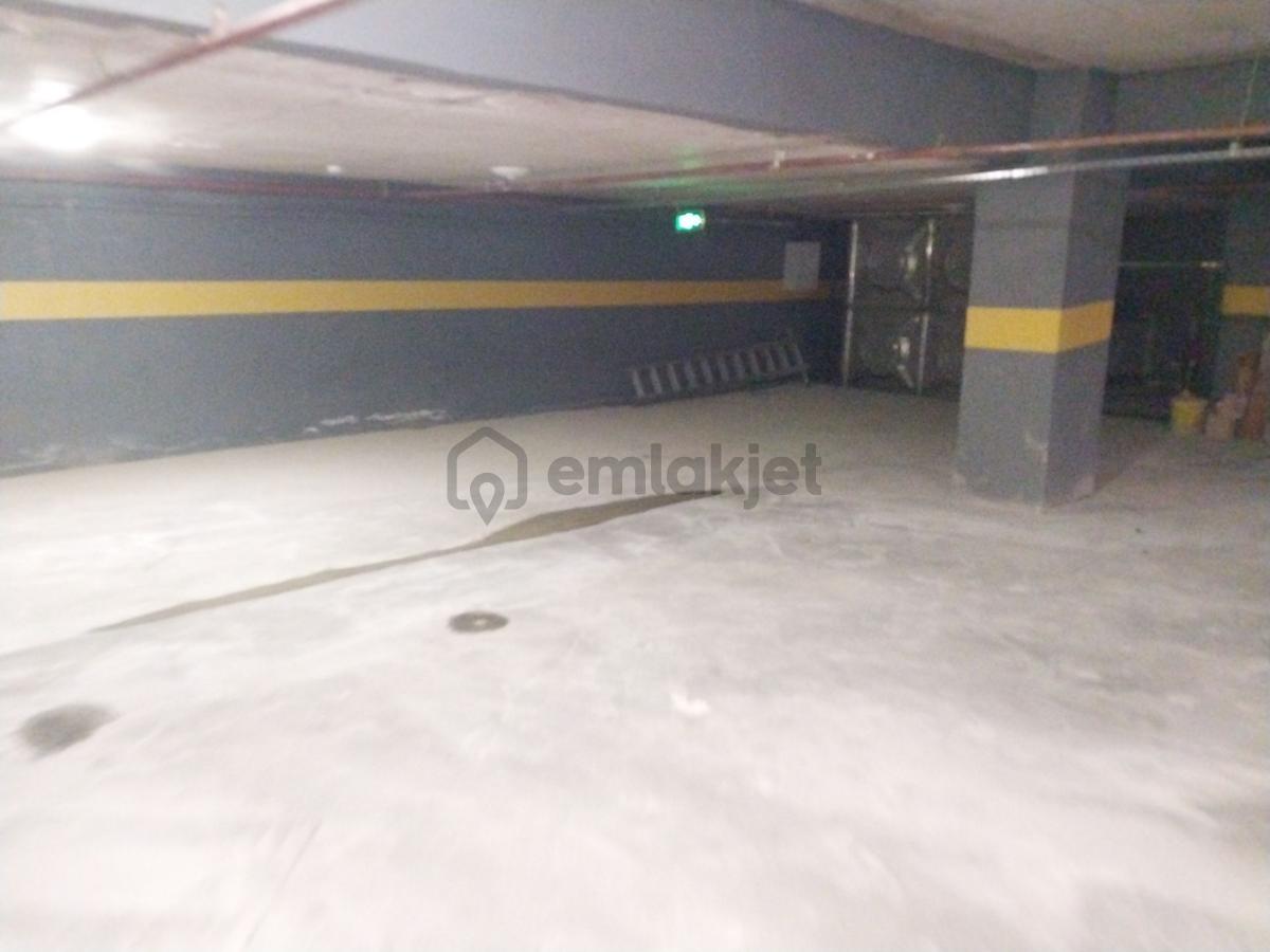 Bağlarbaşı'nda 70 M² Geniş Balkonlu Sıfır Ofis - 30