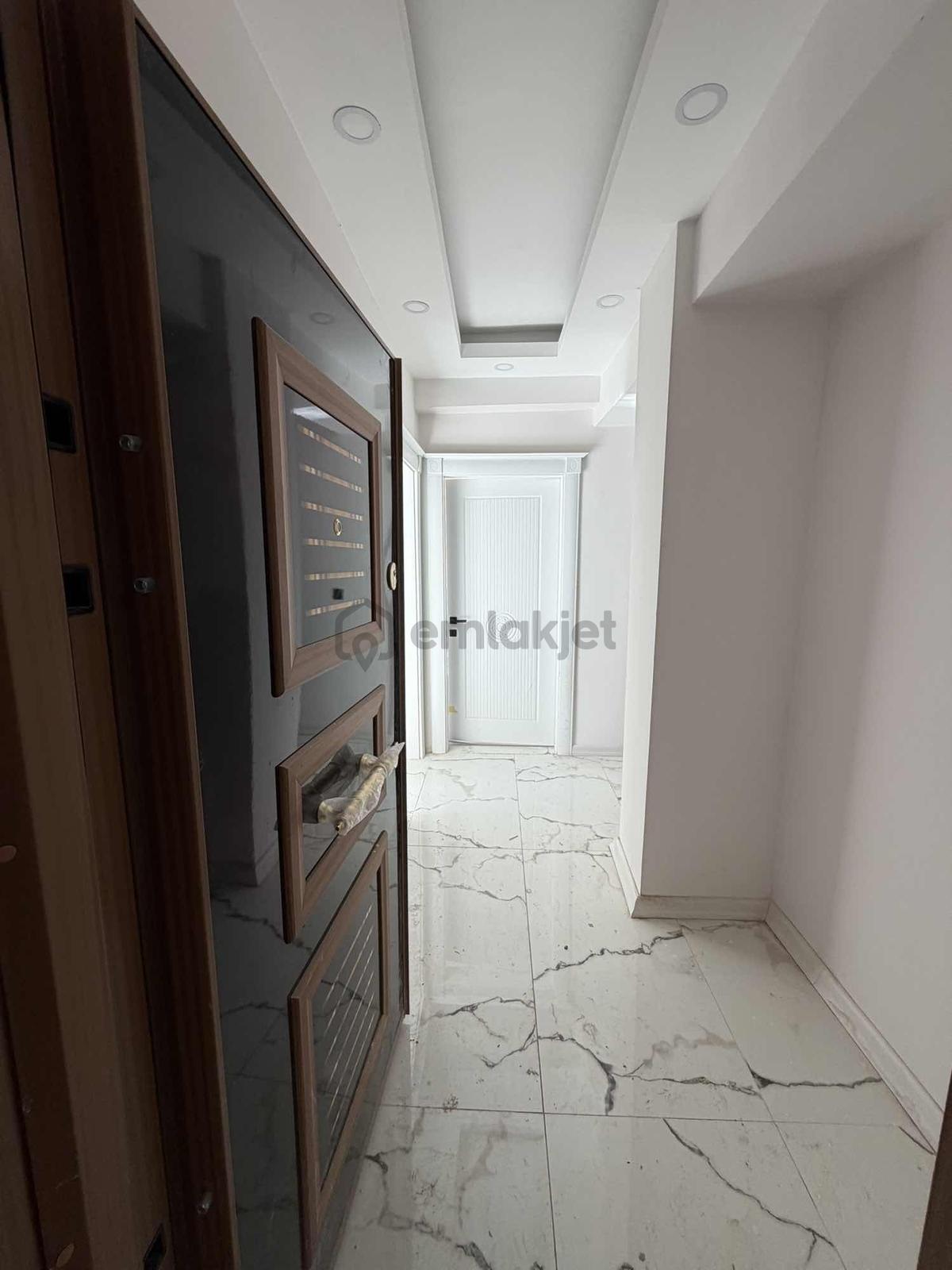 Devlet Hastanesi Yolunda Sıfır 3+1 | 146 M² Güney Batı Cephe - 2