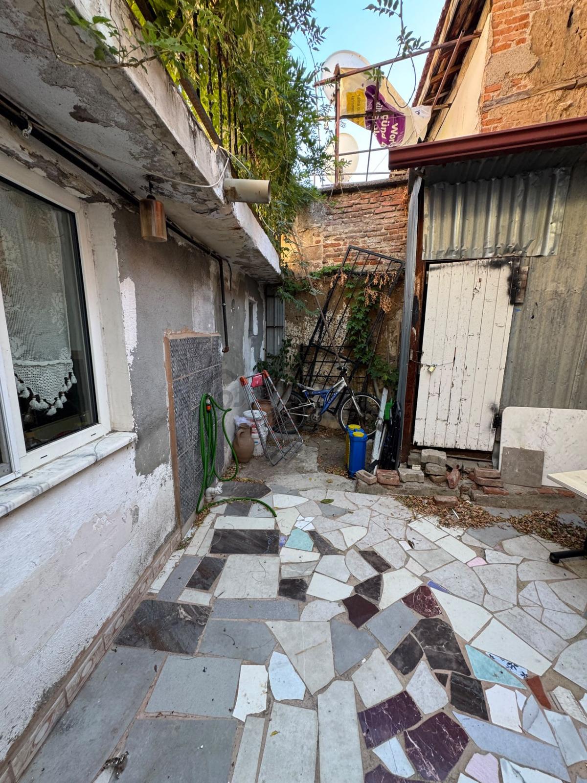 Edremit'de Eşyalı Doğalgazlı 2 Katlı Müstakil - 5