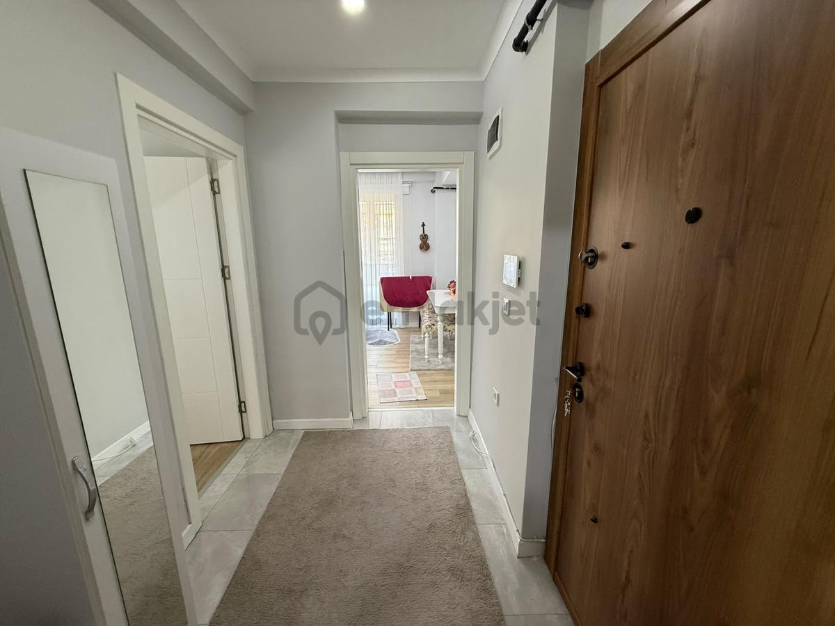 Çiftlikköy'de Yeni Bina Modern Konseptte Full Eşyalı 1+1 Daire - 8