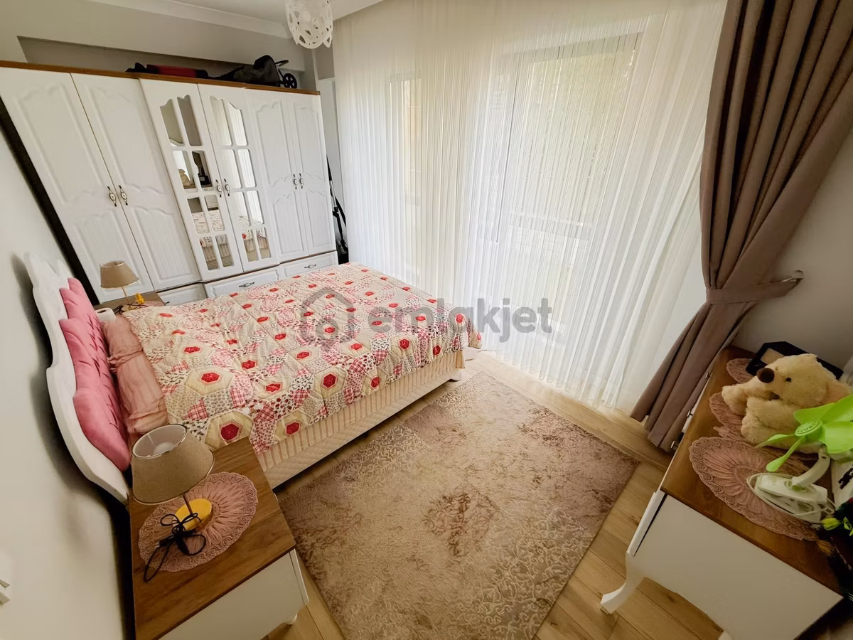 Çiftlikköy'de Yeni Bina Modern Konseptte Full Eşyalı 1+1 Daire - 10