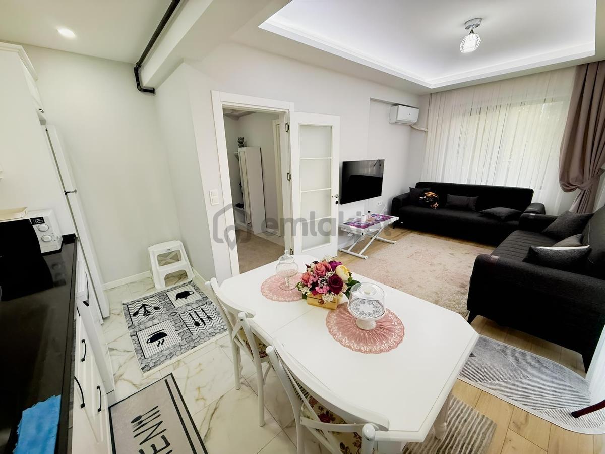 Çiftlikköy'de Yeni Bina Modern Konseptte Full Eşyalı 1+1 Daire - 2