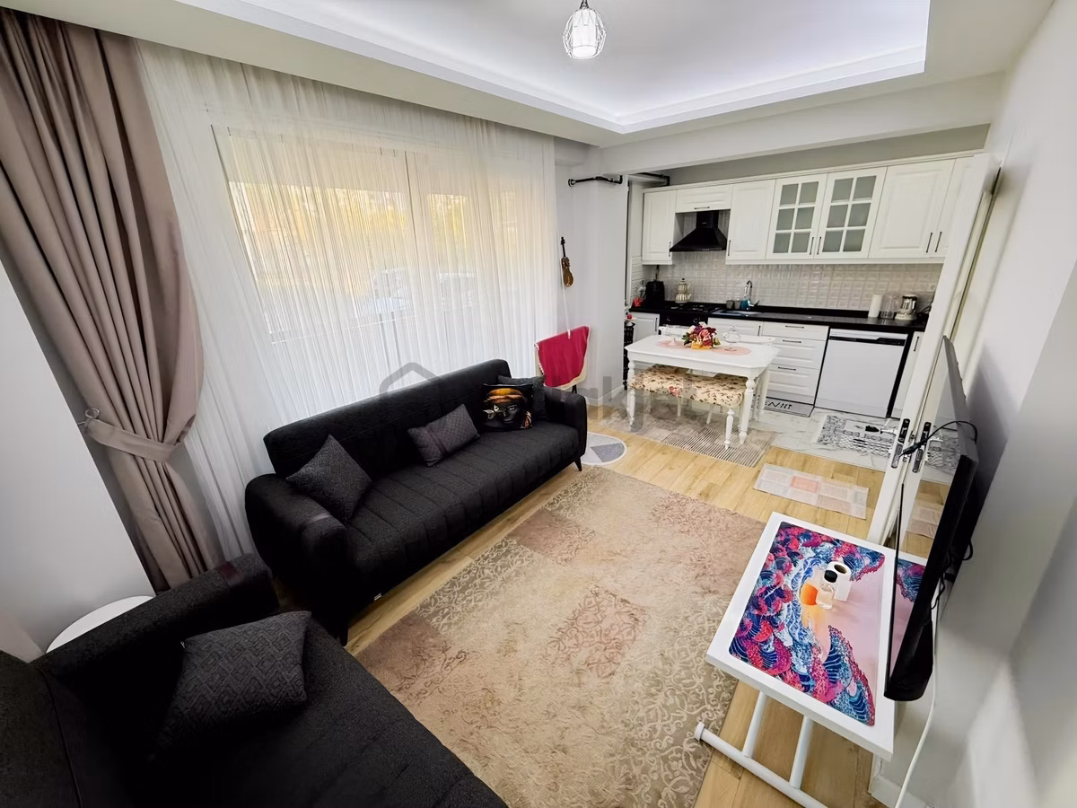Çiftlikköy'de Yeni Bina Modern Konseptte Full Eşyalı 1+1 Daire - 5