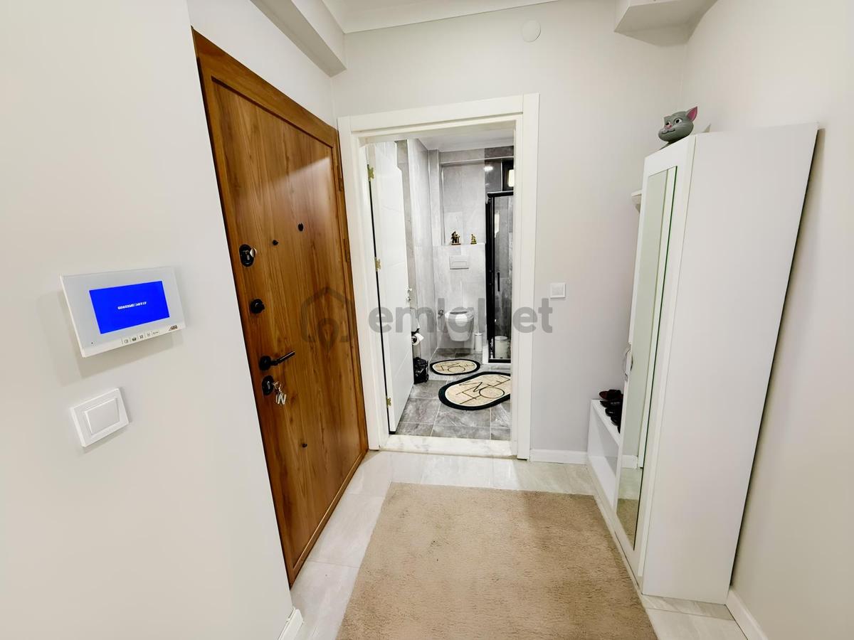 Çiftlikköy'de Yeni Bina Modern Konseptte Full Eşyalı 1+1 Daire - 7