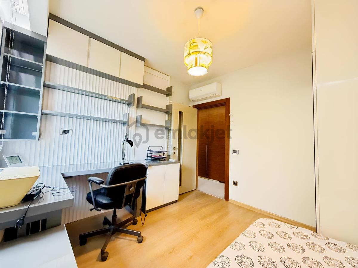 Full Özelikli Sitede Full Eşyalı 4+1 Kiralık Daire - 31