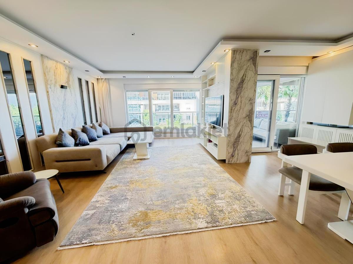 Full Özelikli Sitede Full Eşyalı 4+1 Kiralık Daire - 13