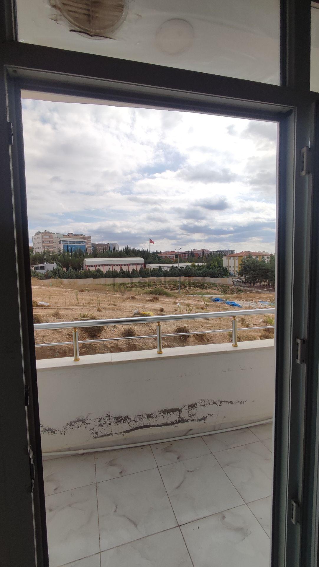 Kilis'te Üniversite Yanında Satılık Eşyalı 2+1 Residence - 13
