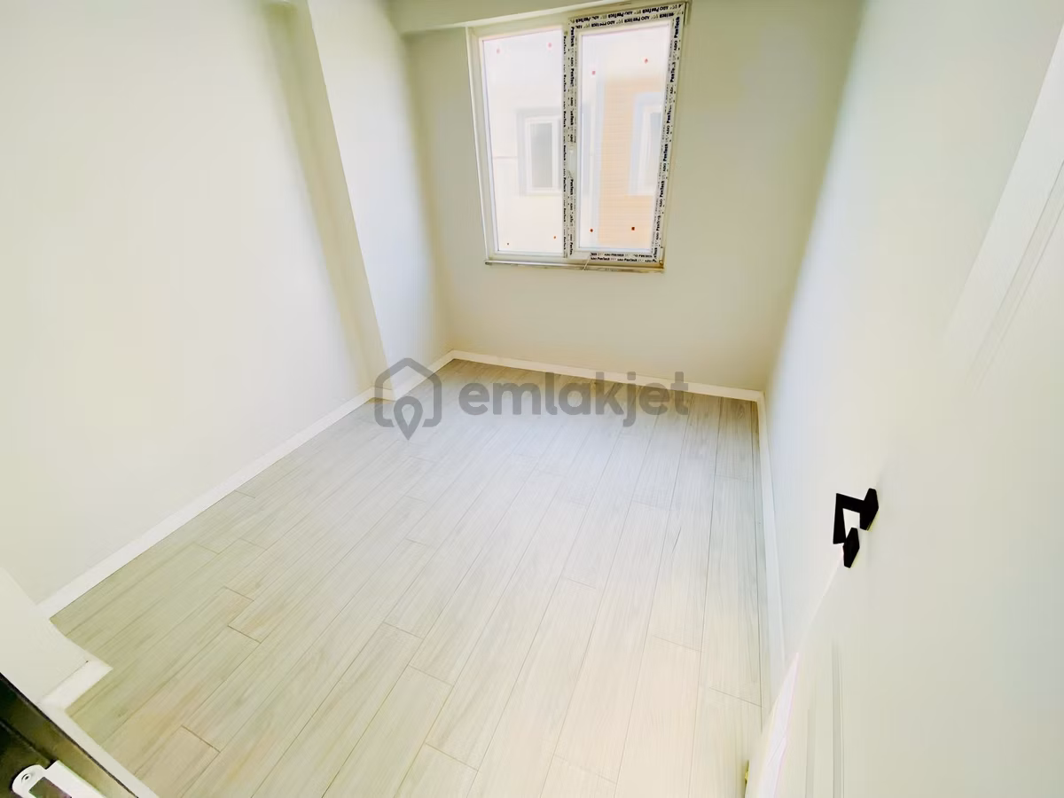 Gömeç Yaya Mahallesinde Ara Kat Ön Cephe 2+1 Daire - 19