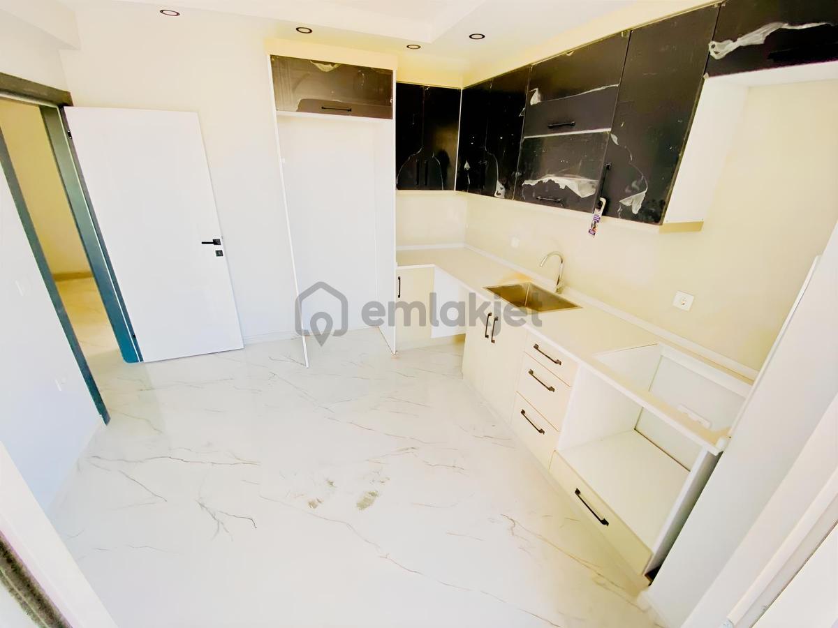 Gömeç Yaya Mahallesinde Ara Kat Ön Cephe 2+1 Daire - 8