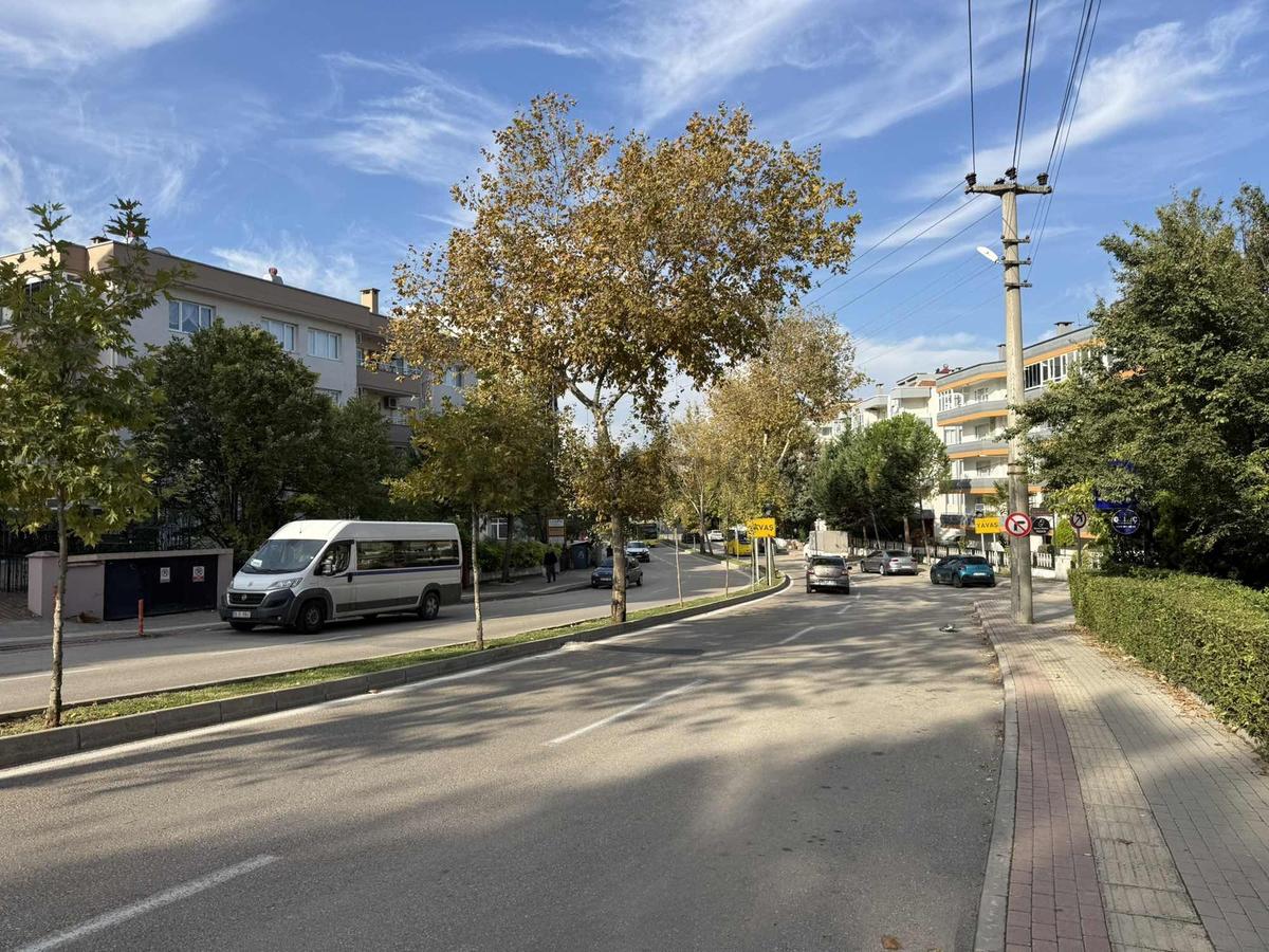 Nilüfer Beşevler Cadde Arsa Payı Yüksek Dükkan - 2