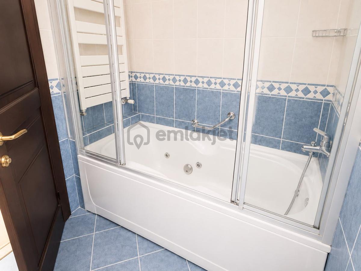 Bahçeşehir Berit Villaları'nda Kiralık Villa - 32