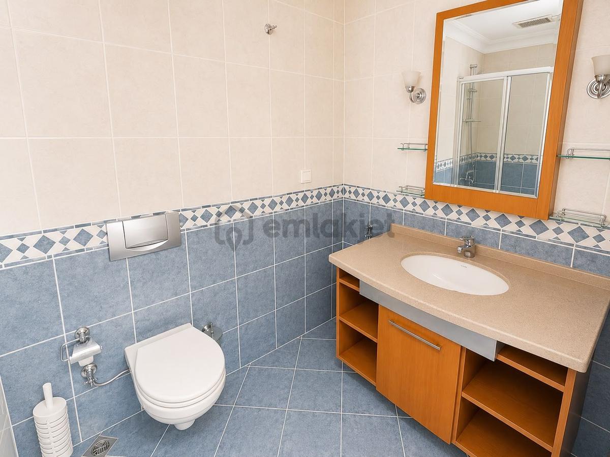 Bahçeşehir Berit Villaları'nda Kiralık Villa - 34