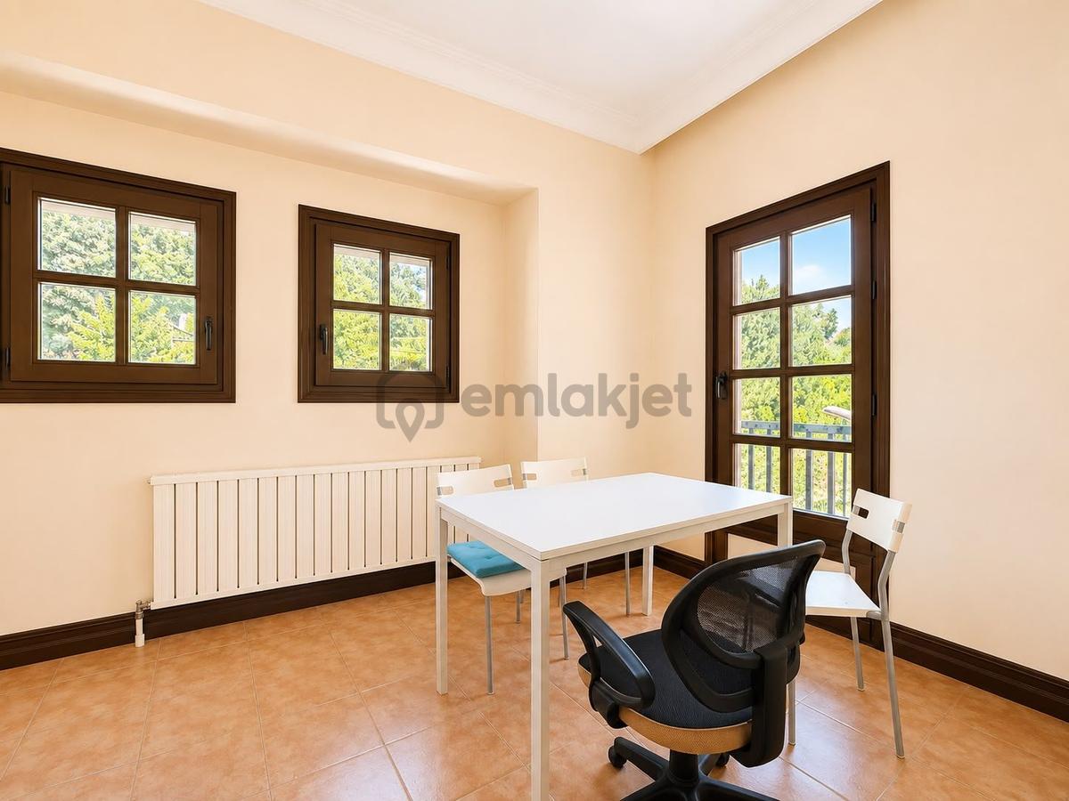 Bahçeşehir Berit Villaları'nda Kiralık Villa - 25
