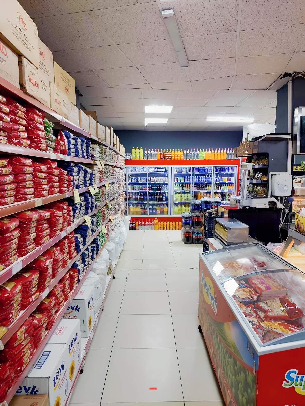 Cengizler'den Cemil Çiçek Caddesin'de Devren Satılık Market - 7
