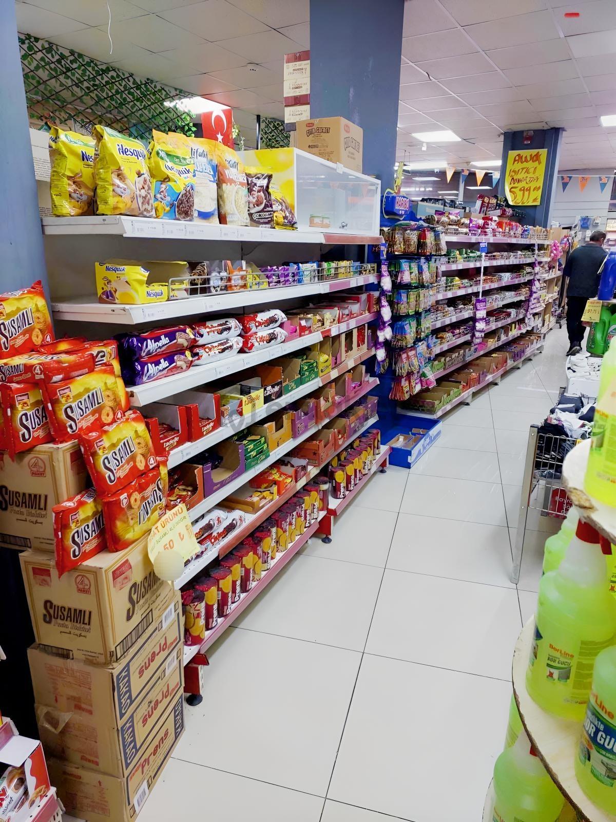 Cengizler'den Cemil Çiçek Caddesin'de Devren Satılık Market