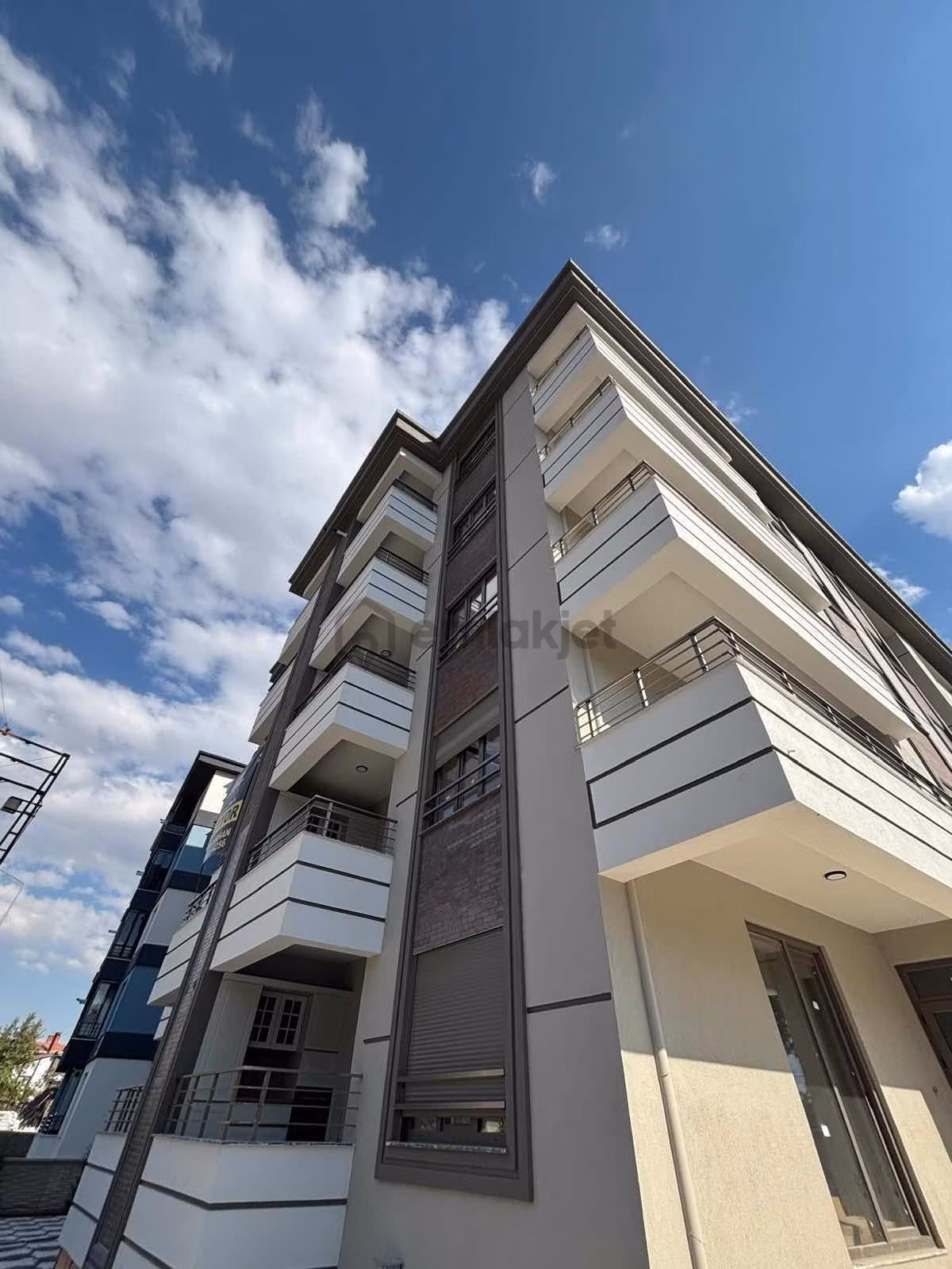 Cengizler'den Uluğbey'de 3+1 Satılık Daireler - 5