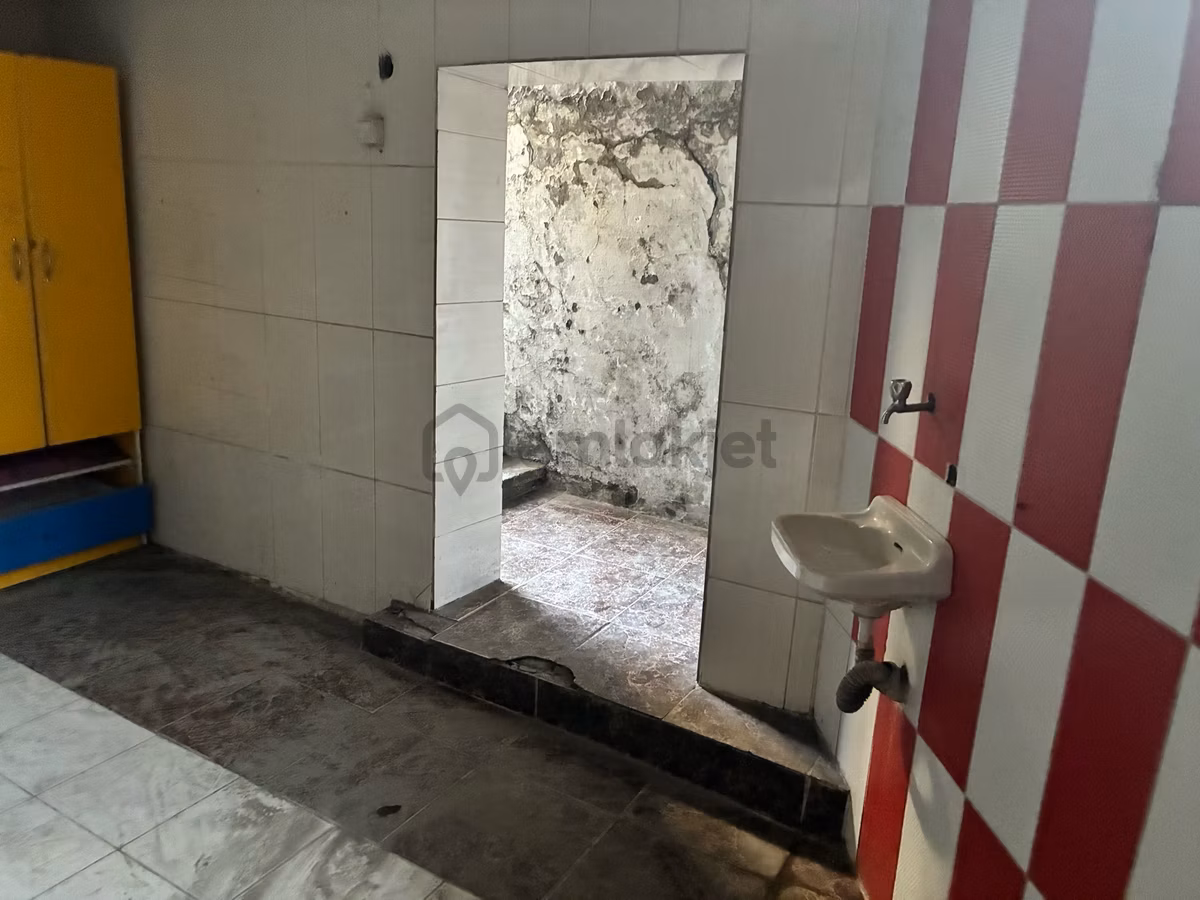 Fatih Şehremini'de Kiralık Depolu Dükkan - 11