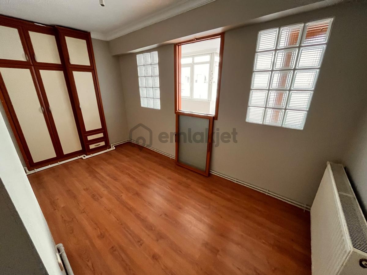 Bahçeli Evlerde Metro Yakını 3+1 Kiralık Daire - 12