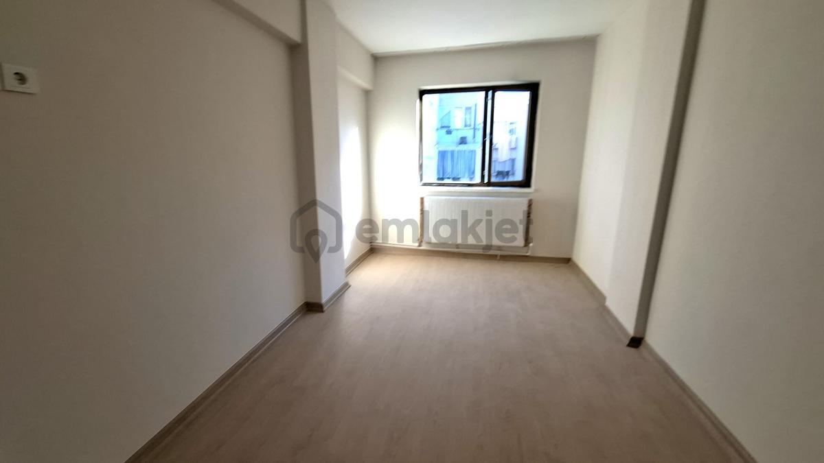 Manisa 1.anafartalar'da Kiralık 3+1 - 7