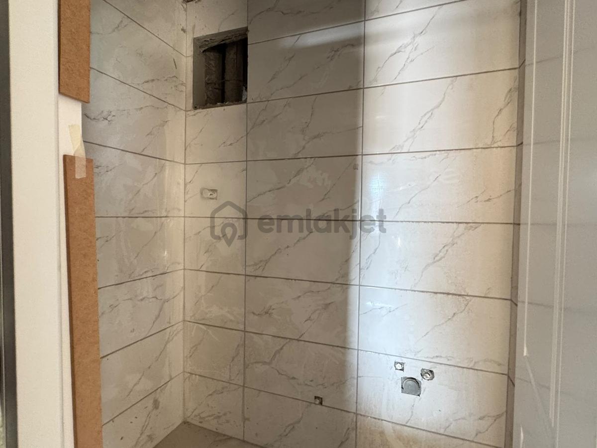 Germenicia'dan Sgk Civarı Ferah 3+1 Satılık Daire - 17