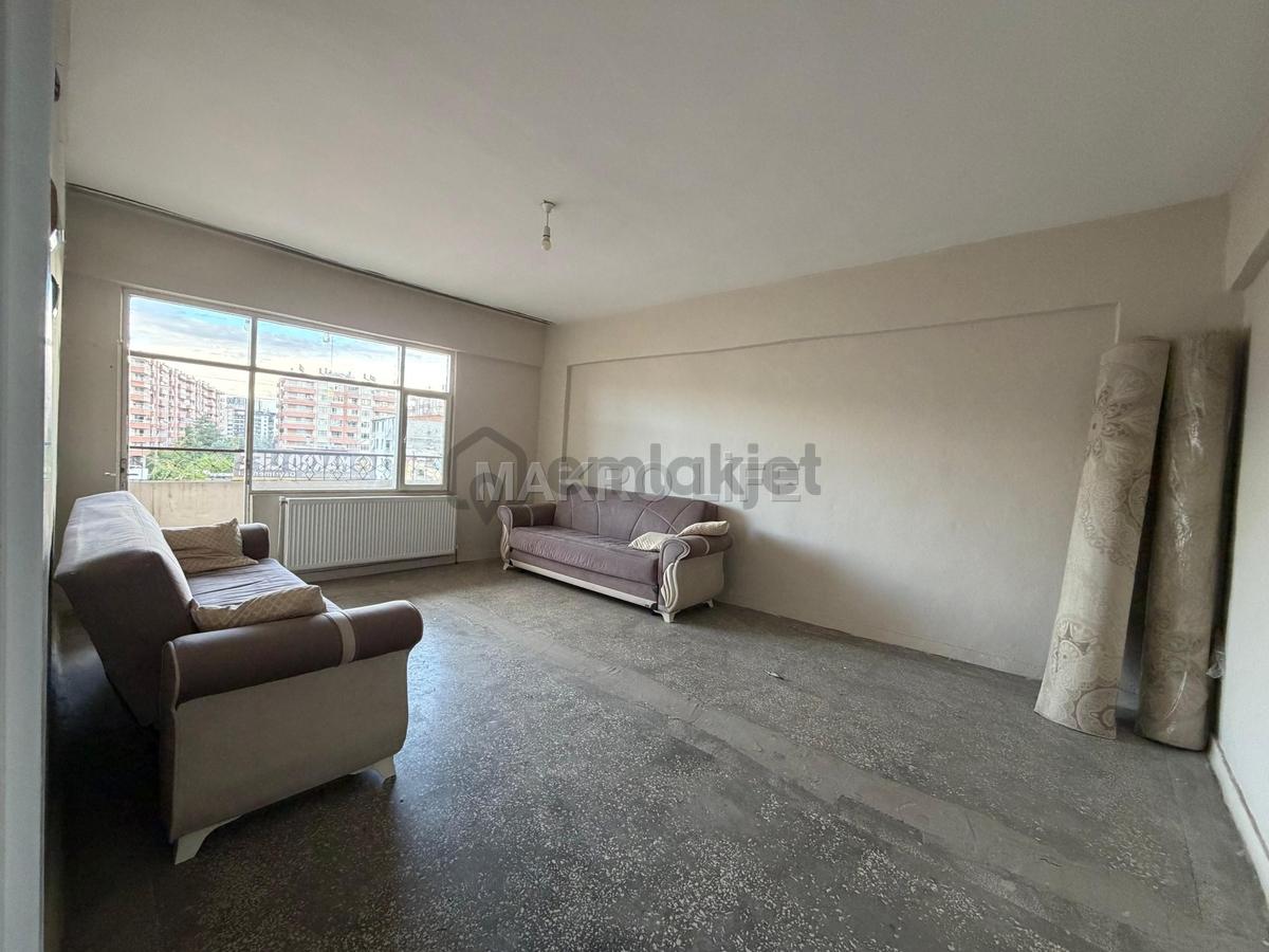 Keresteciler Cad. Satılık Uygun 3+1 Daire - 5