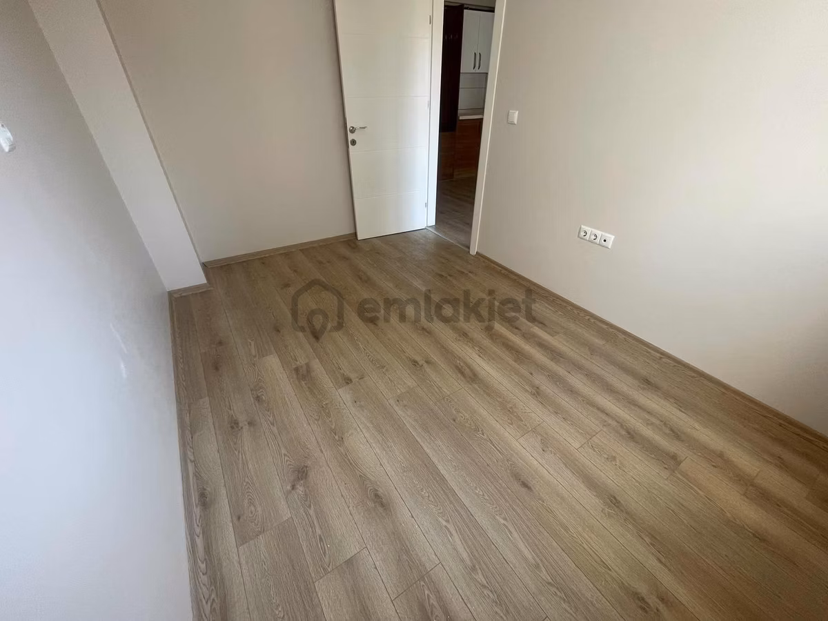 Orta Mahallede 1+1 Satılık Daire - 32