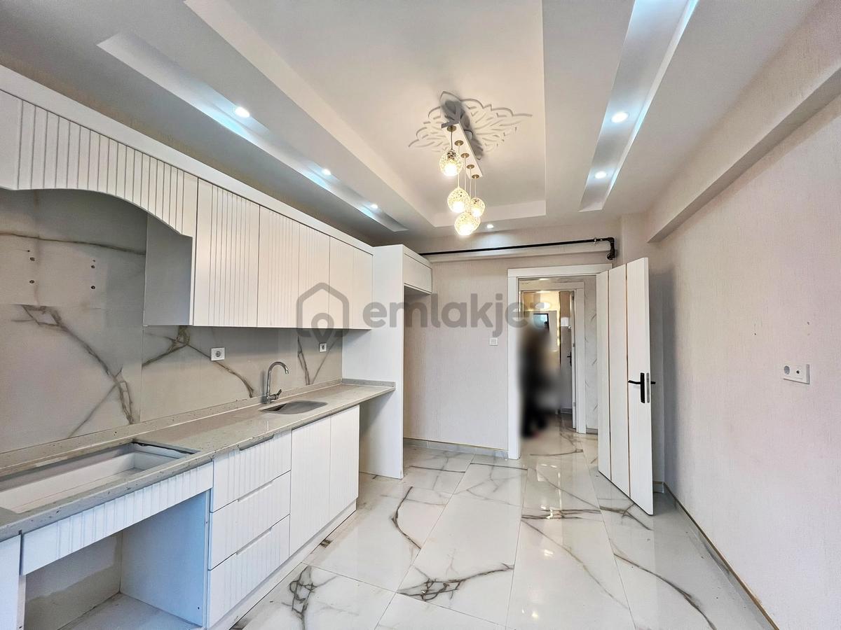 Alpaslan'da Yerden Isıtma Bakımlı Geniş Oturum Lüx2+1 Daire - 20