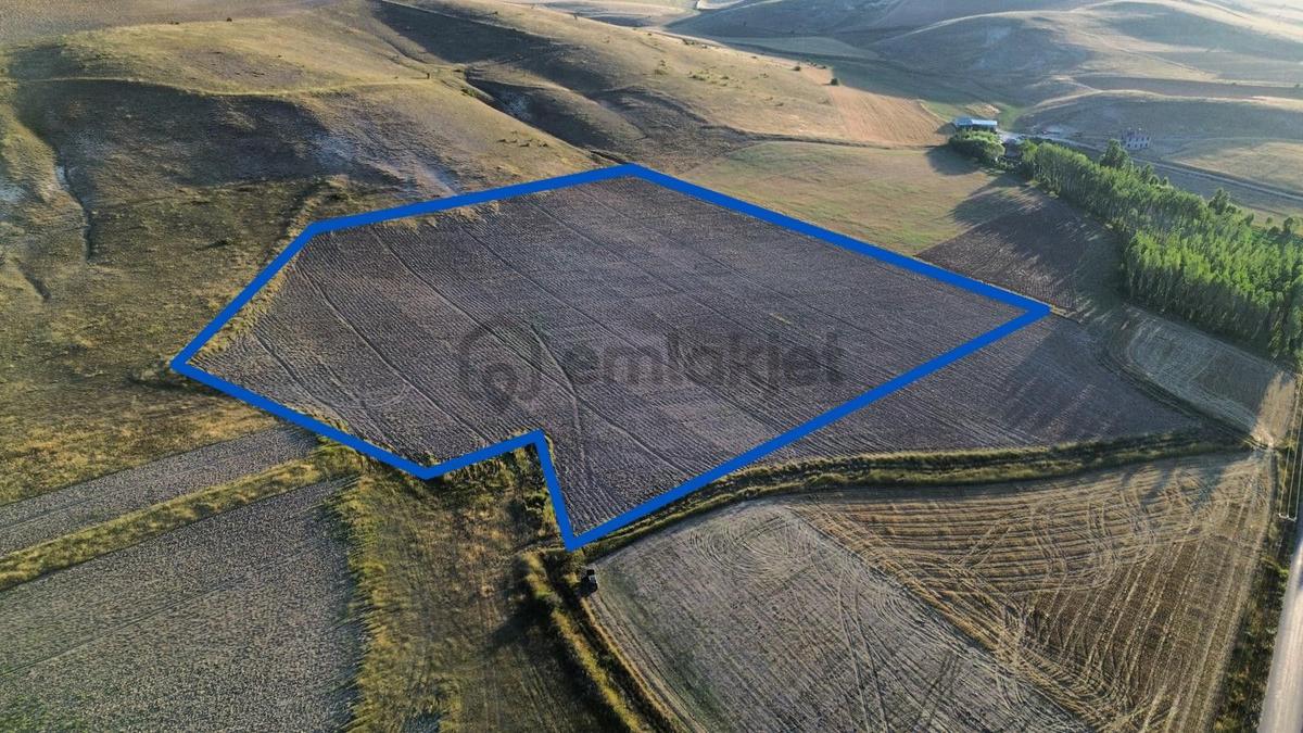 Bayburt Merkez Kavacık'ta Satılık Tarla - 8