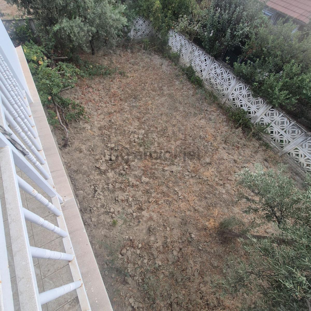 Müstakil Tarzında Bahçeli Kiralık Daire - 14