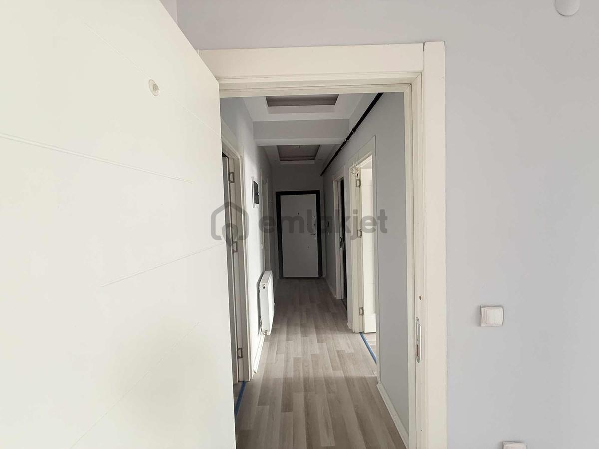 Menemen'de Yeni Binada Kapalı Mutfak Kiralık 2+1 Daire - 16