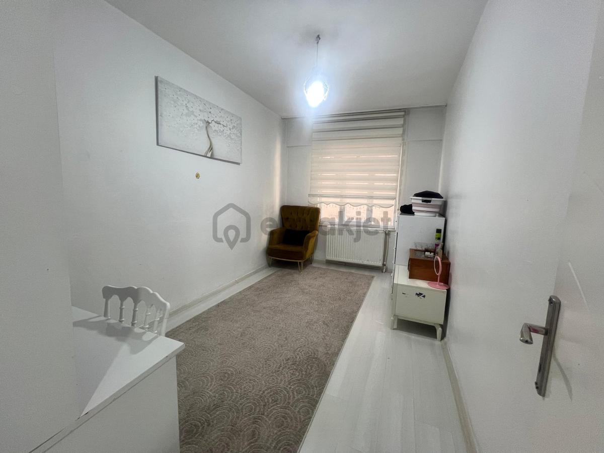 Polis Okulu Tan Yapı Yapışığı Satılık 3+1 Asansörlü Daire - 6