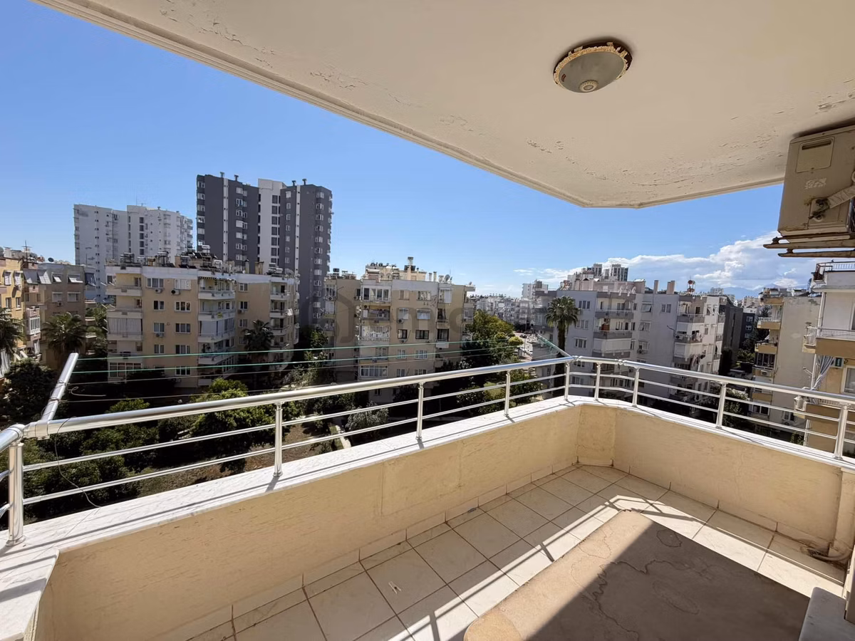 Şirinyalıda Site İçerisinde 135 M² Net 2+1 - 20