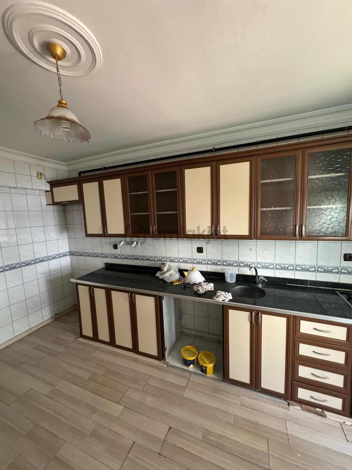 Batı Hastanesi Civarında Satılık 3+1 Daire - 5
