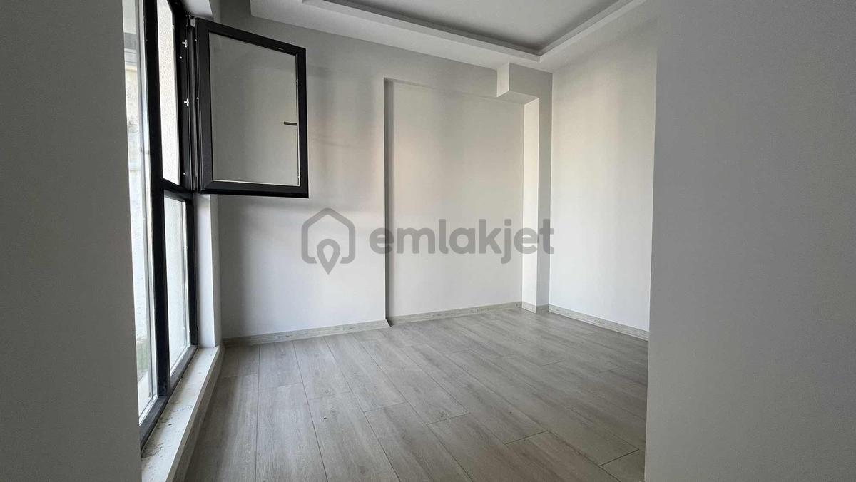 İncek'te /bahçe Kullanımlı/ Bulvar Dibi/ Sıfır 2+1 Daire - 19