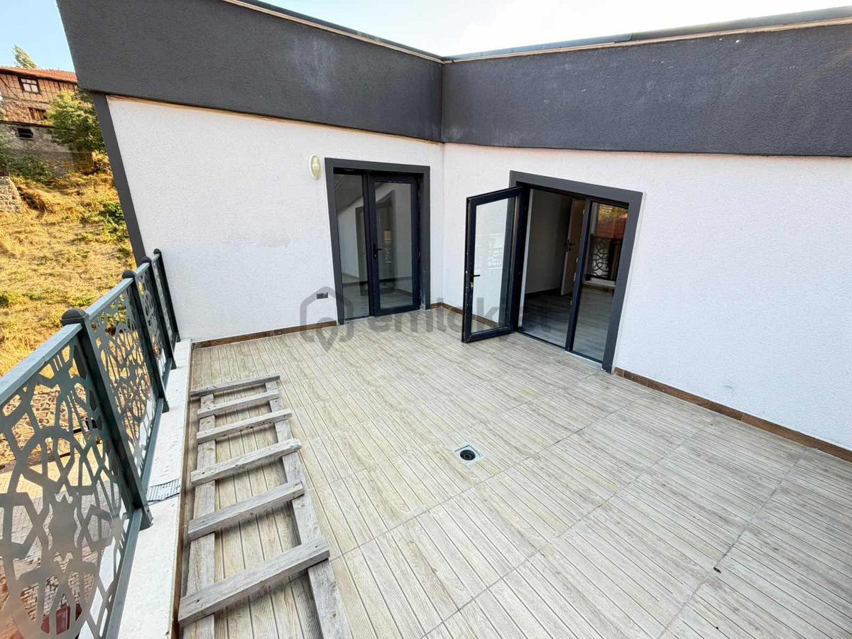 Çamlıdere'de Sıfır 4+1 Satılık Dubleks Asansörlü Daire - 35