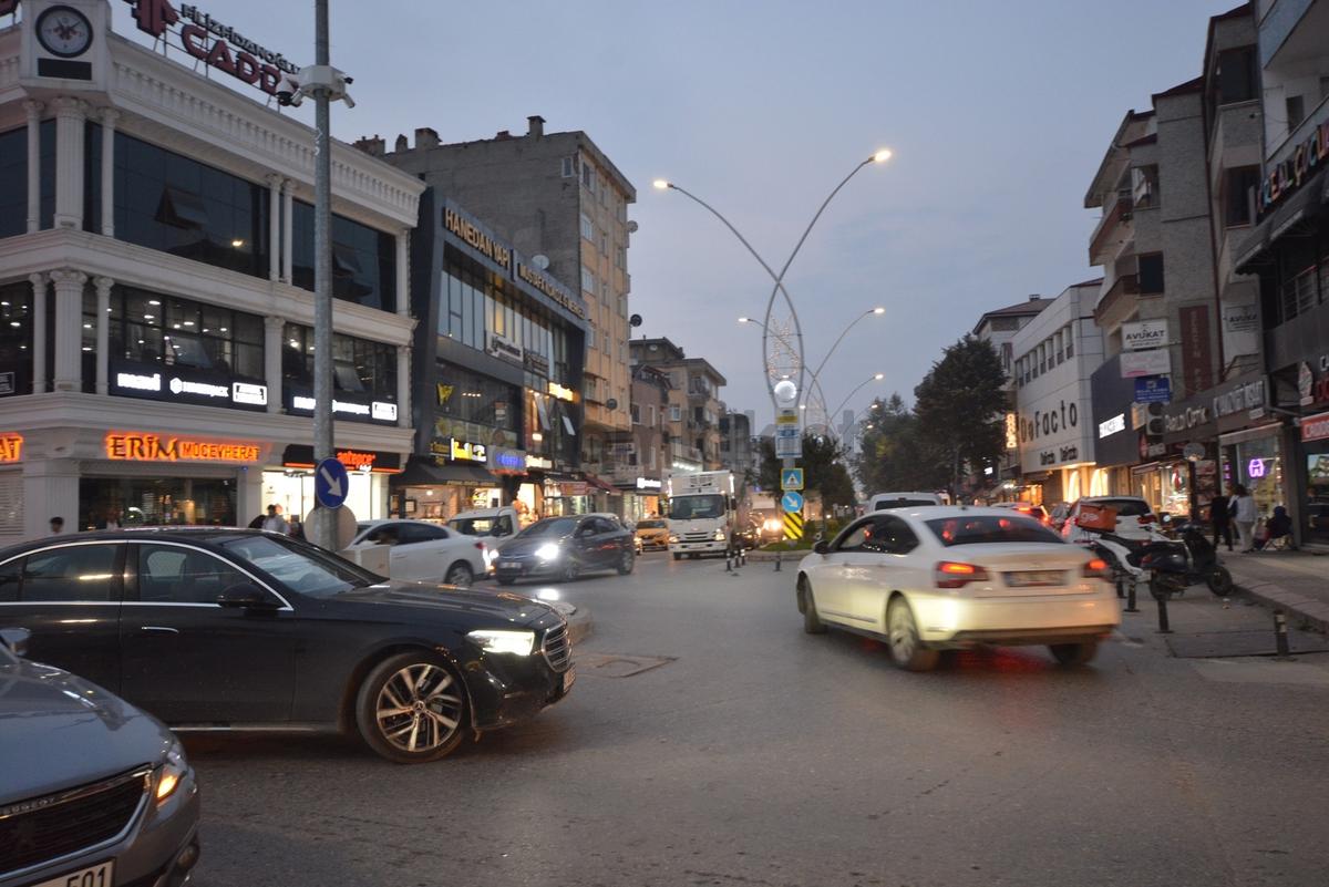 Karasuda Merkezde Satılık 3+1 Cadde Üzerinde 130 M² Lüks** Daire - 30