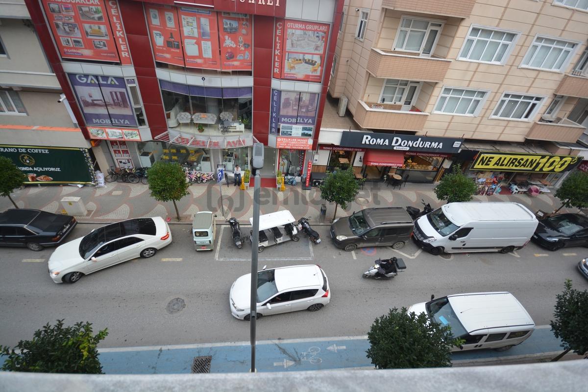 Karasuda Merkezde Satılık 3+1 Cadde Üzerinde 130 M² Lüks** Daire - 34