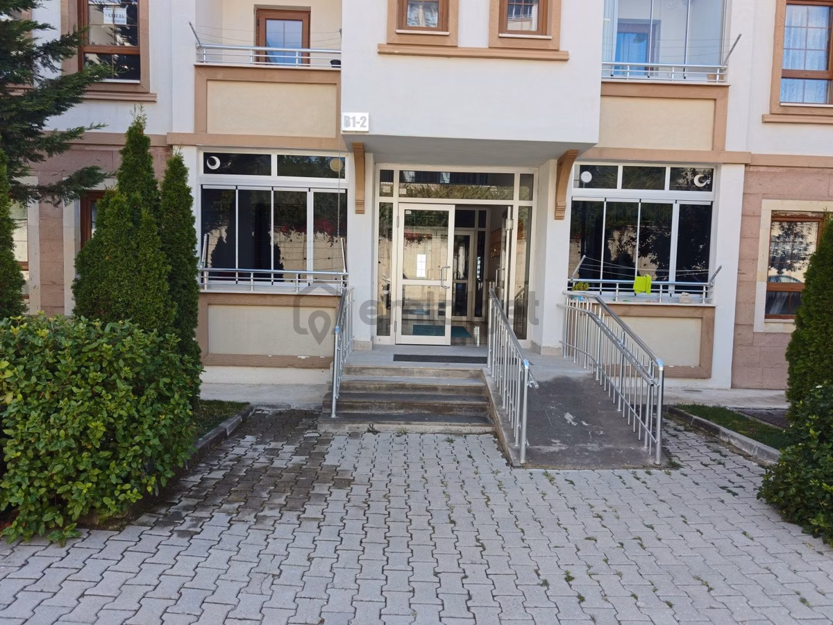 Güzelyurt 1. Etap Toki De 75 M² Masrafsız Daire