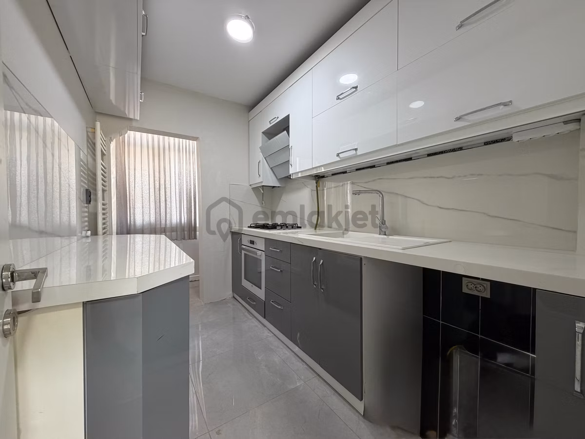 Evka 3 Mahallesi'nde Kiralık 2+1 Daire Doğalgazlı Tadilatlı - 13