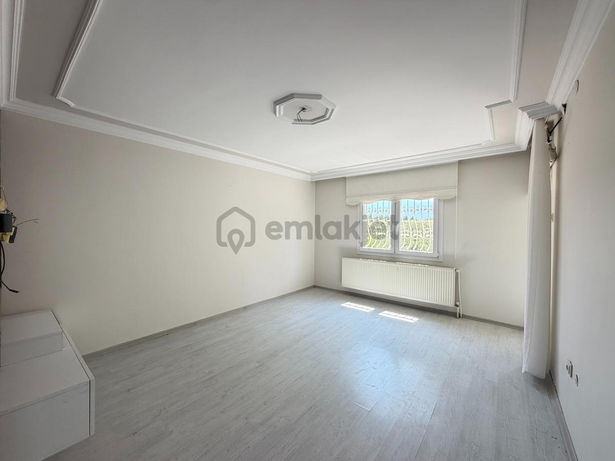 Evka 3 Mahallesi'nde Kiralık 2+1 Daire Doğalgazlı Tadilatlı - 3