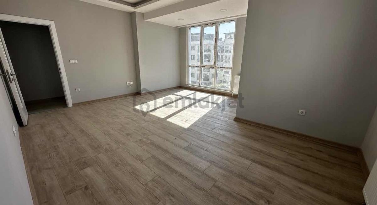 Mimarsinan Mah. Kiralık 2+1 Ebeveyn Banyolu 85 M2 Daire - 23