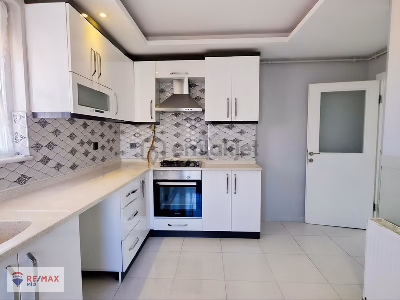 Re/max Mid Balıkesir Karesi 2. Sakarya Kiralık 2+1 Daire - 18