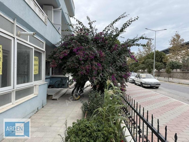 Camikebir Mah. Okullar Bölgesinde Yenilenmiş 3+1 Daire - 4