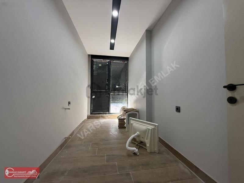 V.aydoğmuş Çift Balkon Ebevyn Banyolu Sıfır Daire - 27