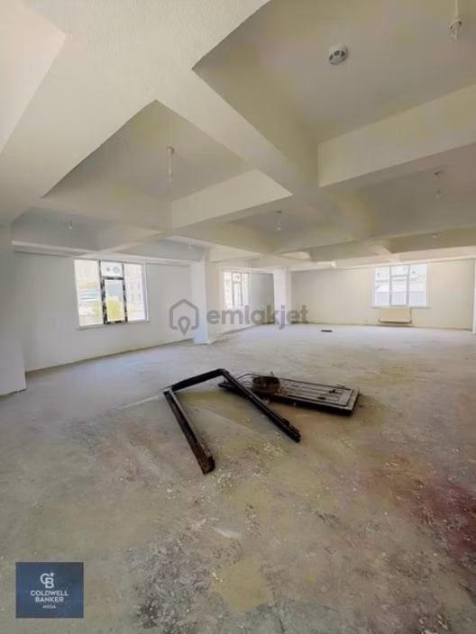 Esenyurtta Kiralık 1100m2 Fabrika - 4