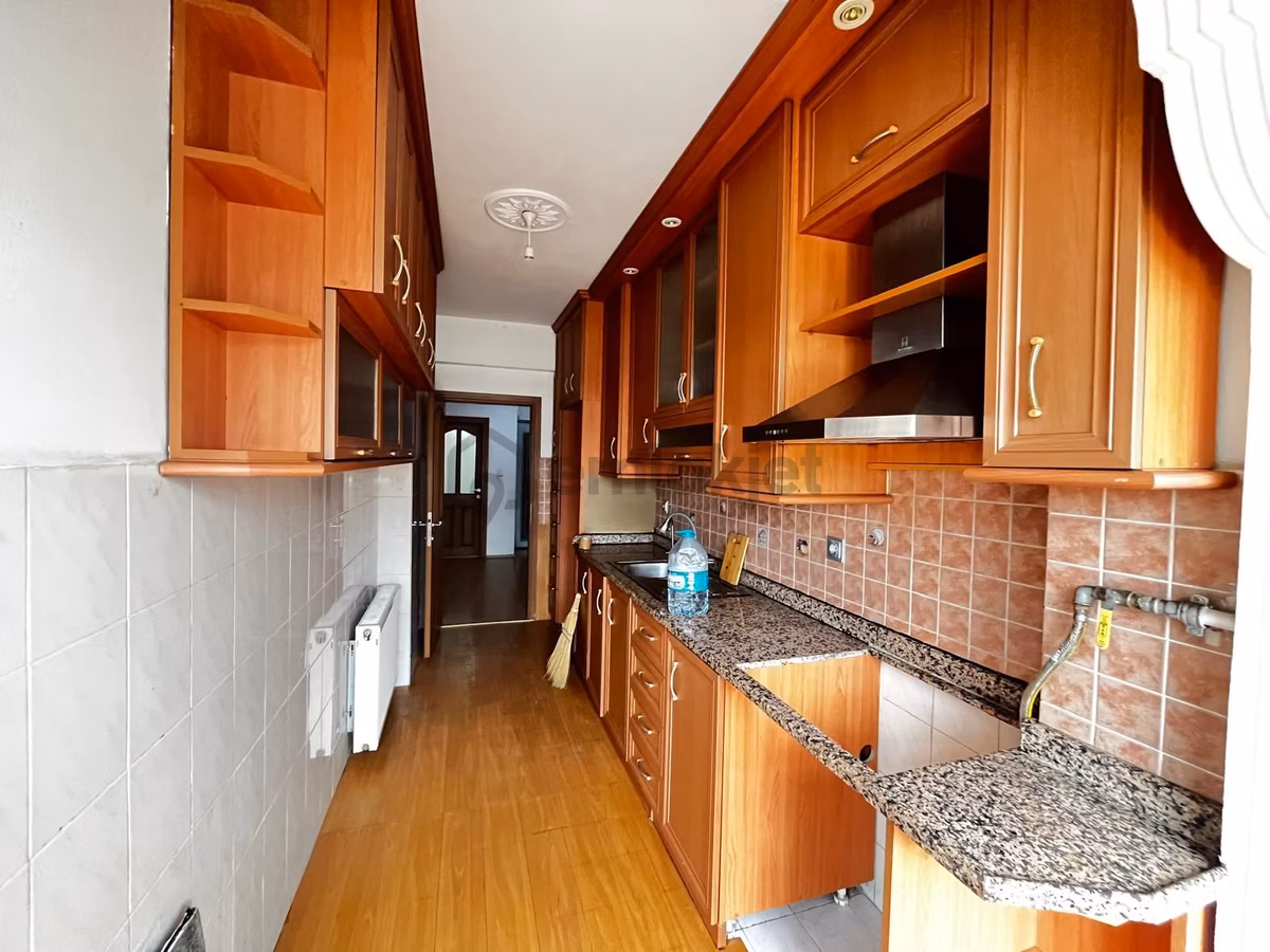 Sultan Murat'ta Metrobüse 6-7 Dk | 2+1 | 85 M² | Ara Kat | Kombili - 10